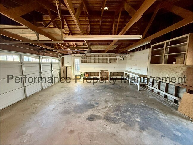 Building Photo - Stunning 3 Bed/2.5 Bath + Shop w/ Resident Benefits Package & $0 Security Deposit Option