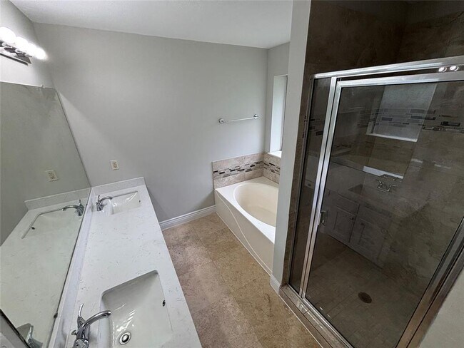 Building Photo - 15323 Geral Ln