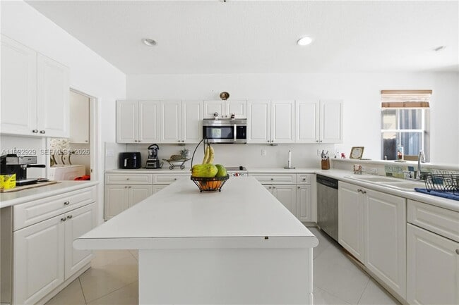 Building Photo - 15184 SW 20th St