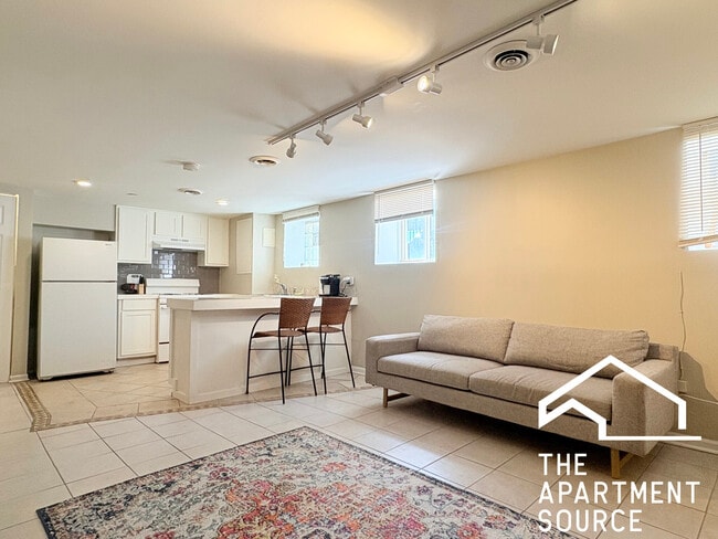 Building Photo - 125 S Leavitt St