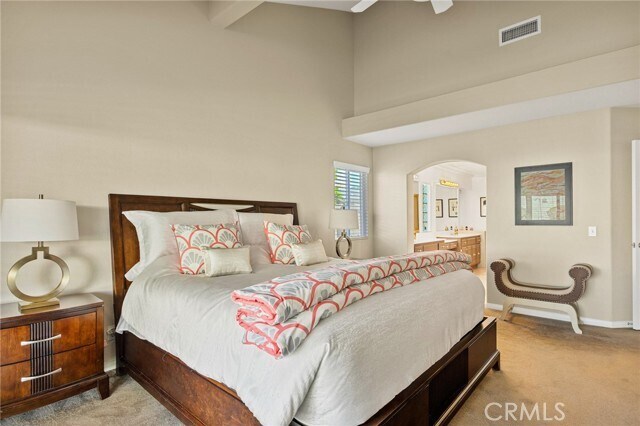 Building Photo - 1521 Fairway Oaks Ave