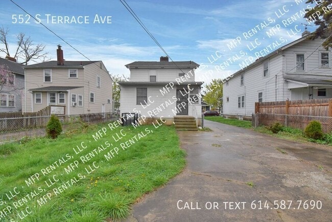 Building Photo - 552 S Terrace Ave