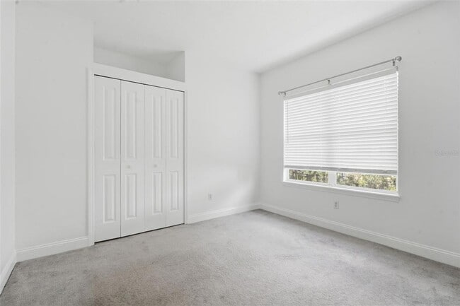 Building Photo - 1406 E Ridgewood St