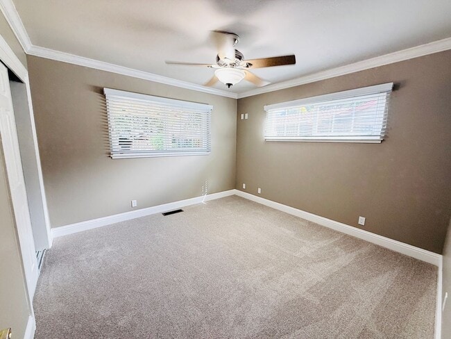 Building Photo - Beautifully Updated 3 Bed 2 Bath Walnut Cr...