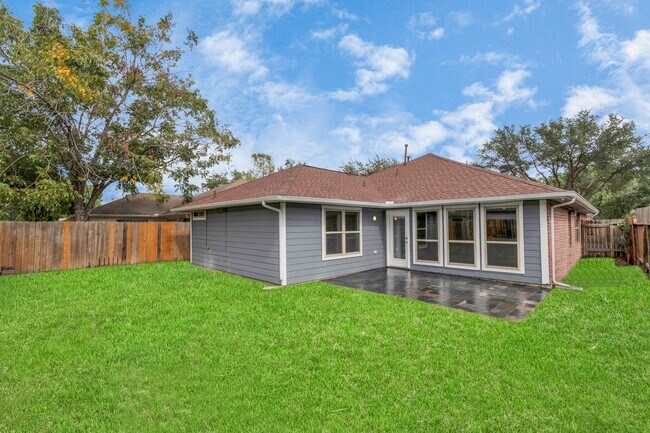 Building Photo - 3523 Colleen Woods Cir