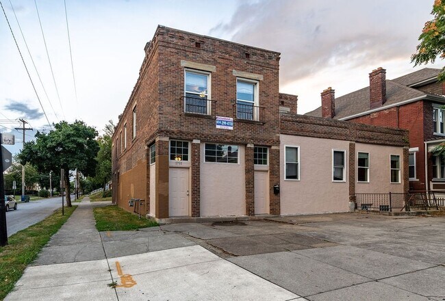 Building Photo - 1731 N 4th St
