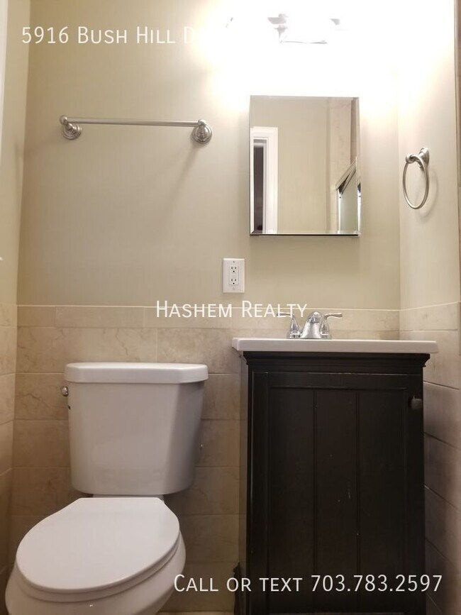 Building Photo - 5916 Bush Hill Dr