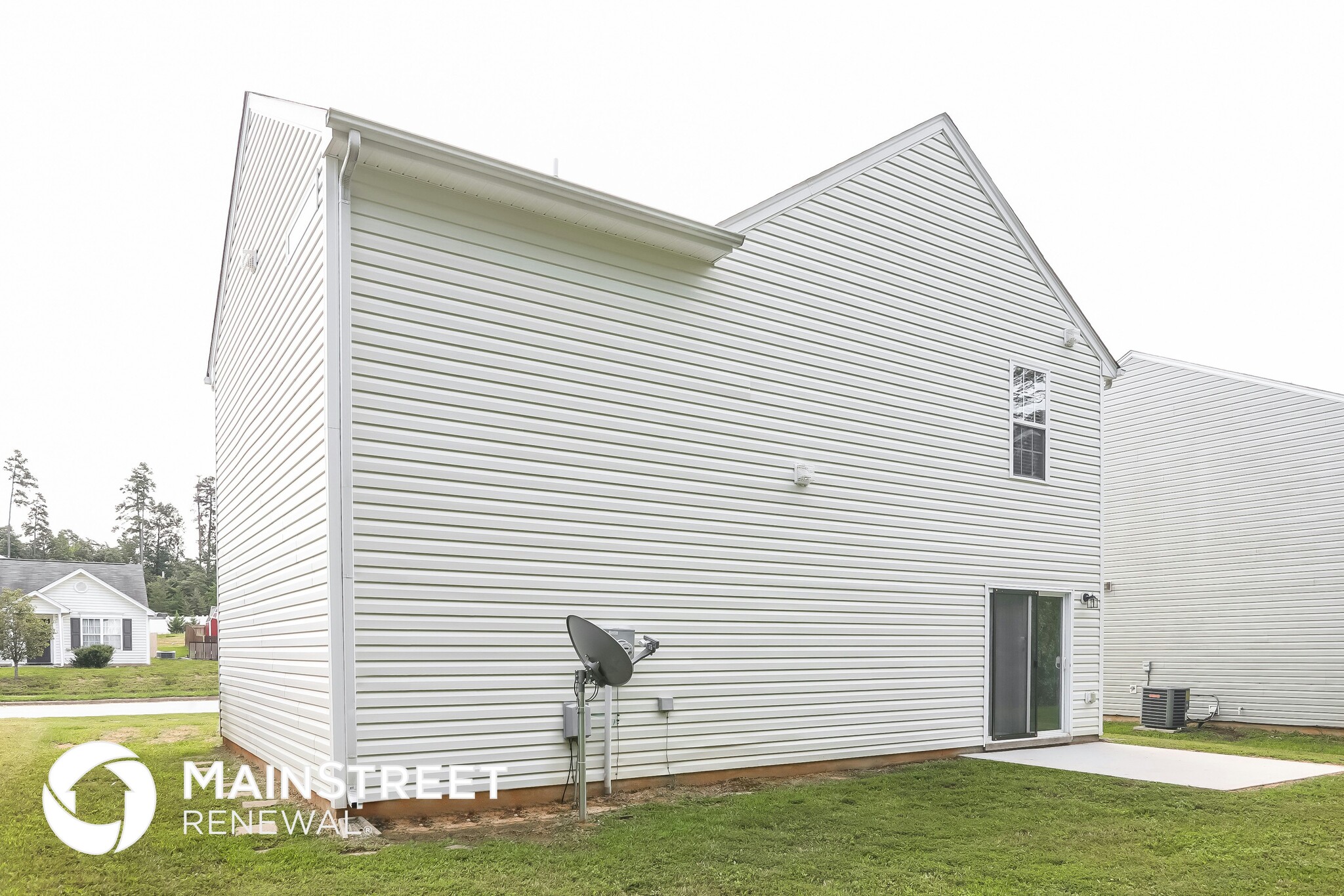Building Photo - 2015 Chapel Park Ln