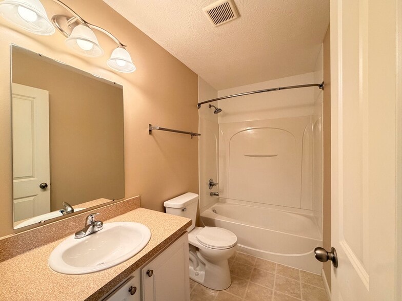 Building Photo - 7408 Cayman Ln