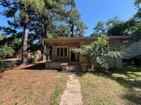 Building Photo - 2560 Emery St