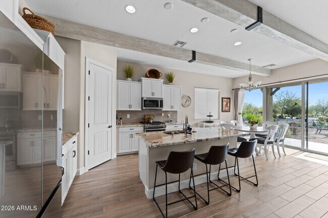 Building Photo - 4060 Old Orch Dr