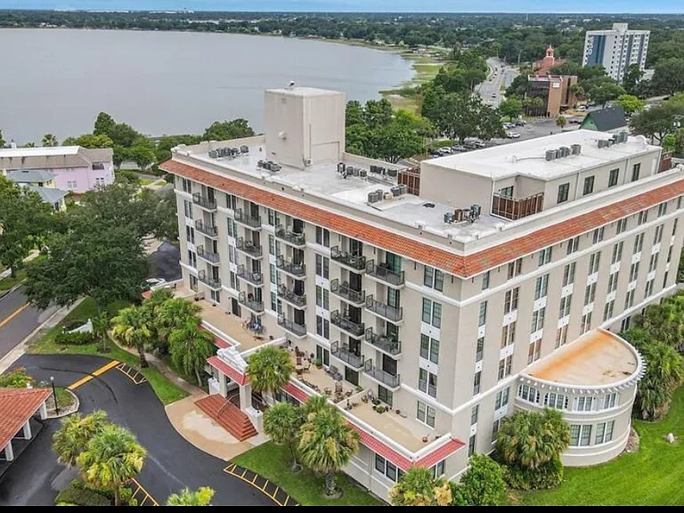 The Haven - 235 6th St NW
