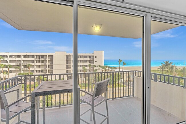 Building Photo - 525 N Ocean Blvd