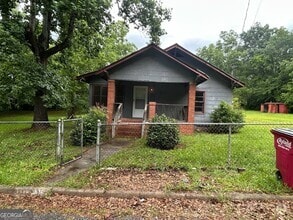 Building Photo - 639 Sapp St