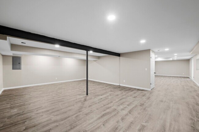 Building Photo - 3620 Cinnamon Tree Ln