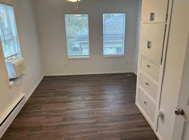 Building Photo - 1840-1842 NW 12th St