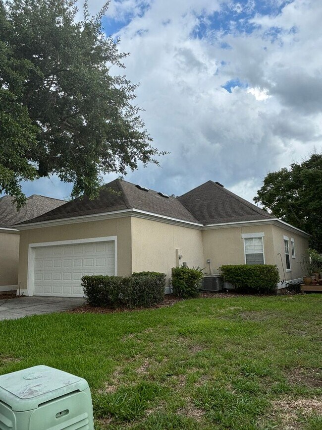 Building Photo - 1107 Croton Pl