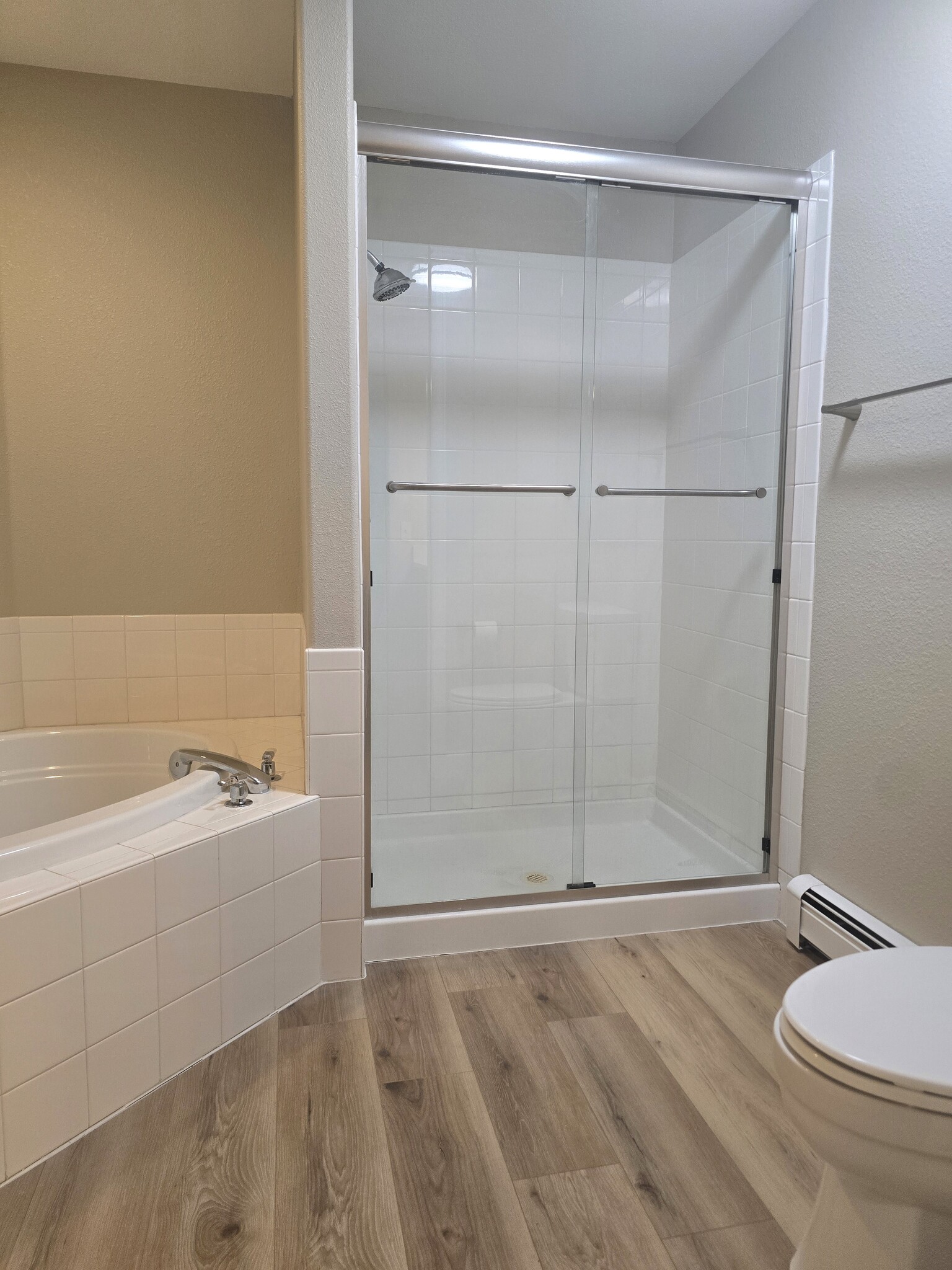 Building Photo - 401 Sand Cliff Ct