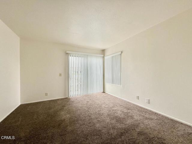 Building Photo - 263 S Ventura Rd