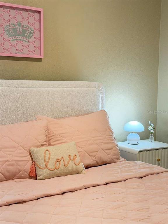 Building Photo - 3212 Alpine Wy