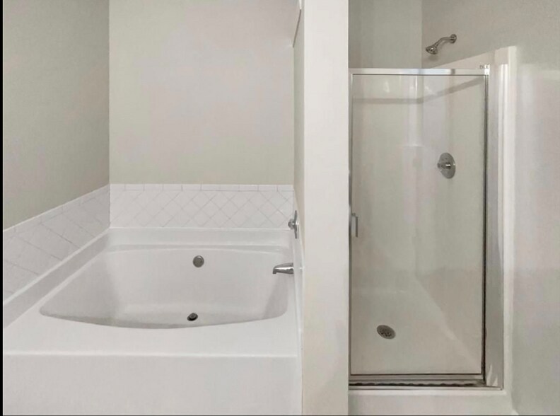 Building Photo - 4614 Beacon Ridge Ln