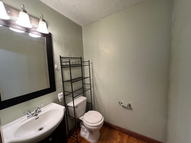 Building Photo - Click the “Apply Now” button or email wapmrentals@gmail.com for a prompt response.