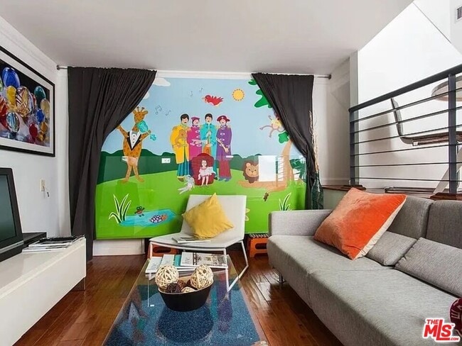 Building Photo - 8661 Clifton Wy