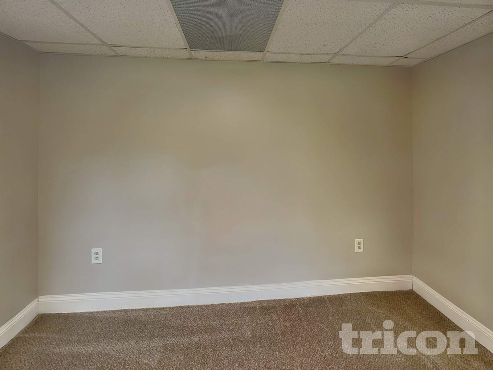 Building Photo - 2590 Mountain Brook Rd