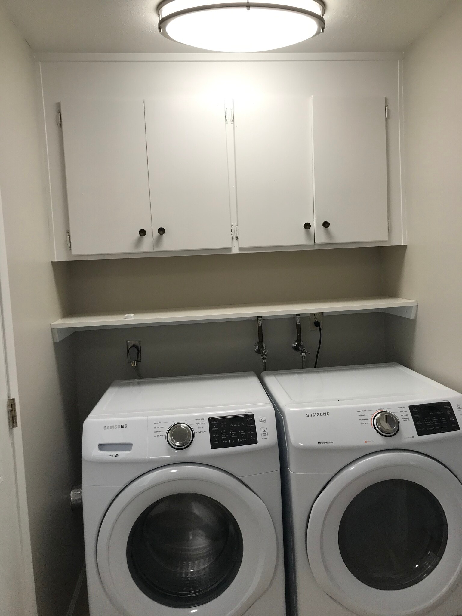 In House Laundry - 540 Monica Ln