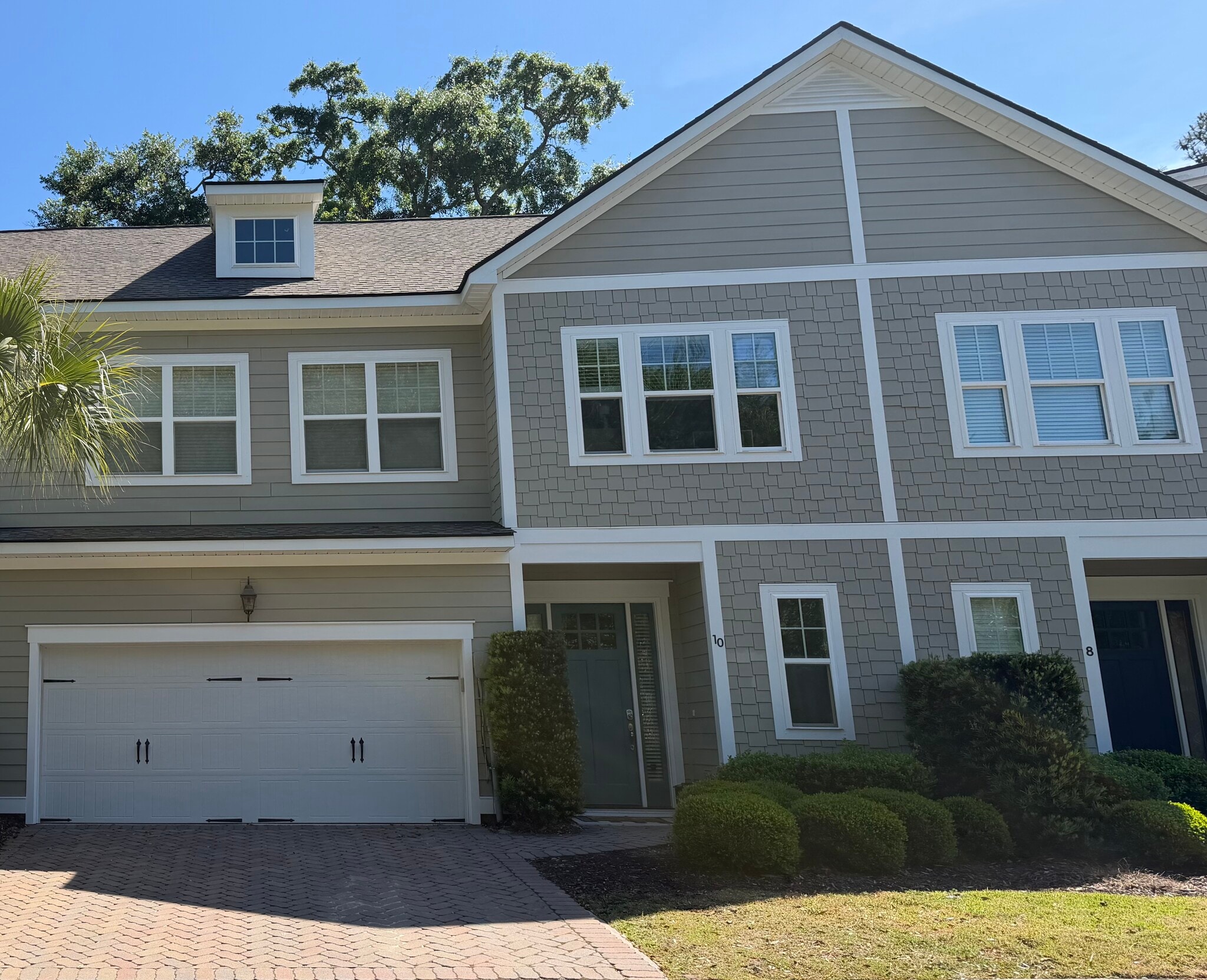 Building Photo - 10 Creekstone Dr