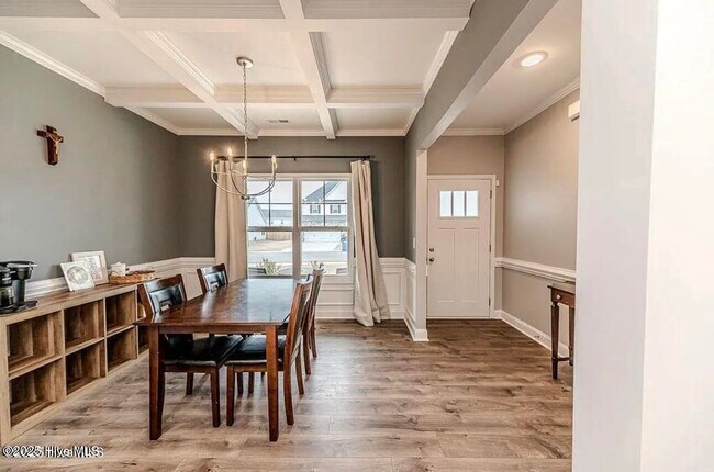 Building Photo - 223 Burnside Dr