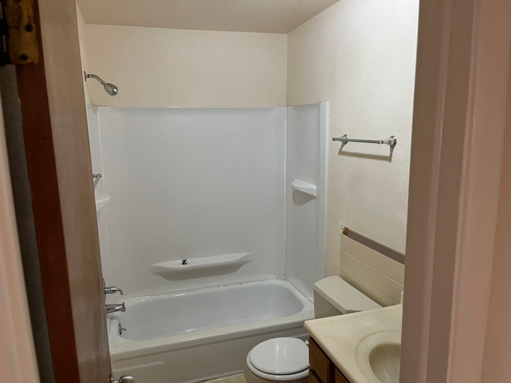 Building Photo - 3345 W 53rd Ave