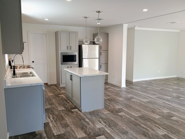 Building Photo - New Build 3 bedroom 2 bath