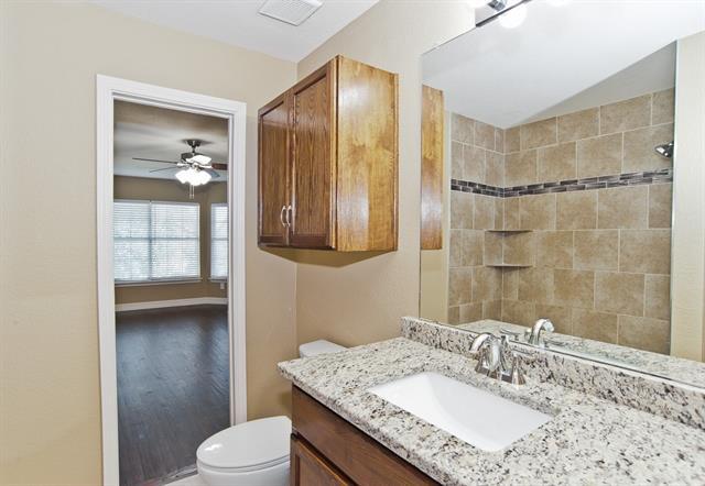 Building Photo - 318 Kissimmee Dr