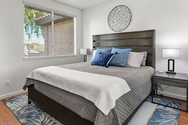 Building Photo - Remodeled one bed one bath Kierland Condo