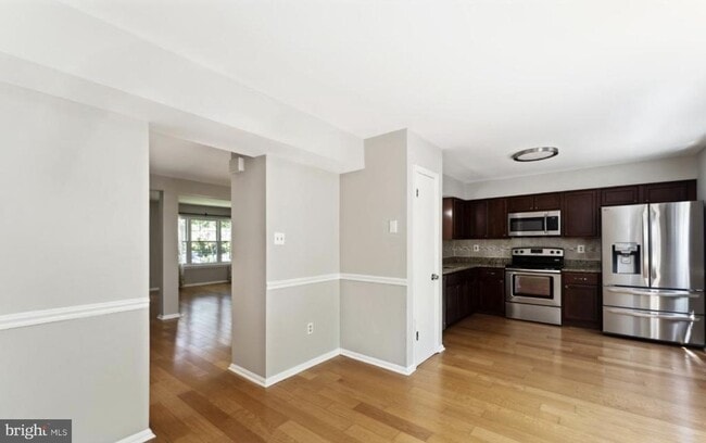 Building Photo - 8746 Ruppert Ct