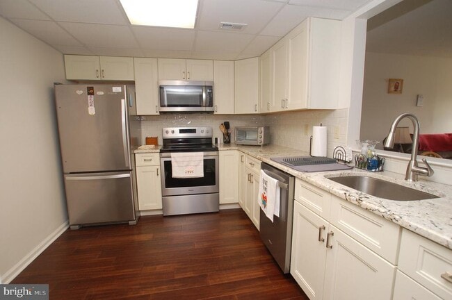 Building Photo - 6403 Centennial Station Dr