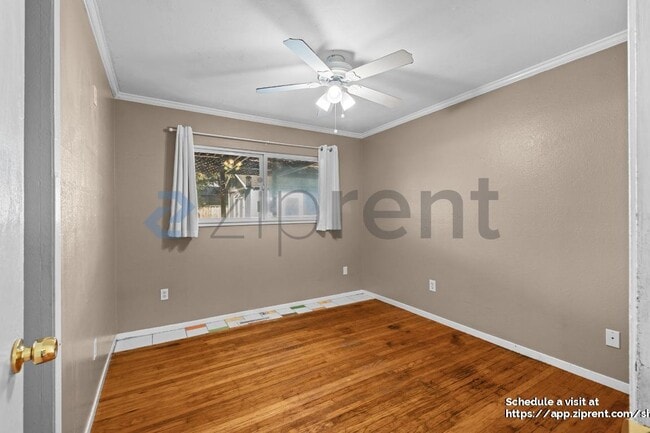 Building Photo - 1323 Harwood St