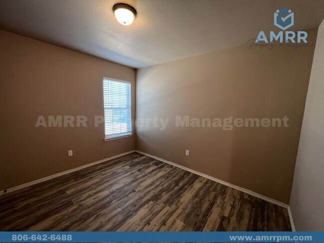 Building Photo - 2614 N Avenue P