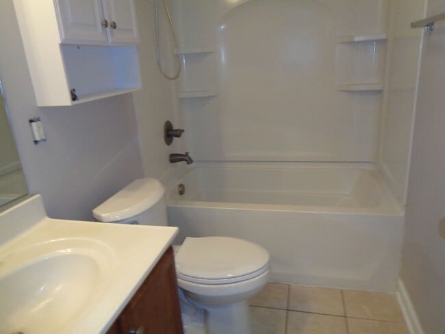 Building Photo - One Level House for Rent-Clemmonsville Rd. Area