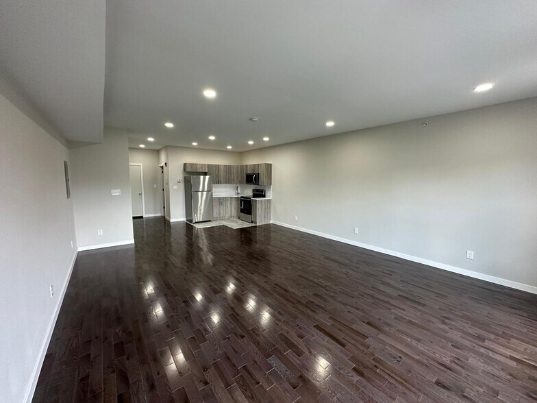 Building Photo - 3319 N 17th St