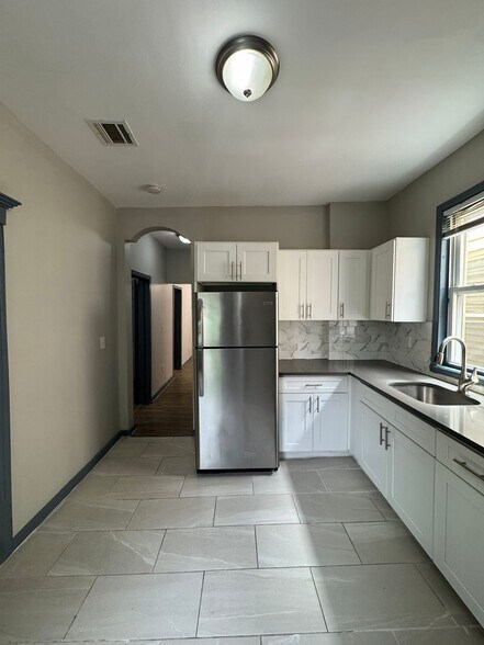 Primary Photo - 107 Wilkinson Ave