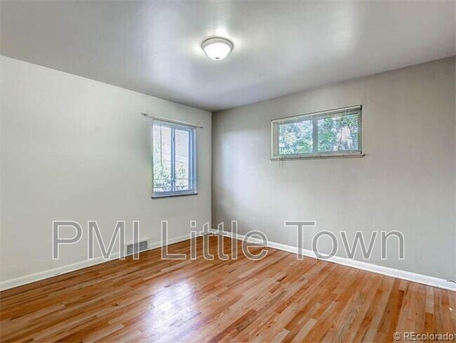 Building Photo - 2491 S Corona St