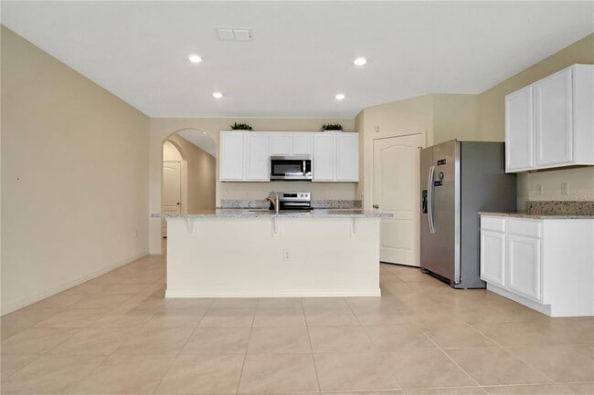 Building Photo - 538 Noble Ave