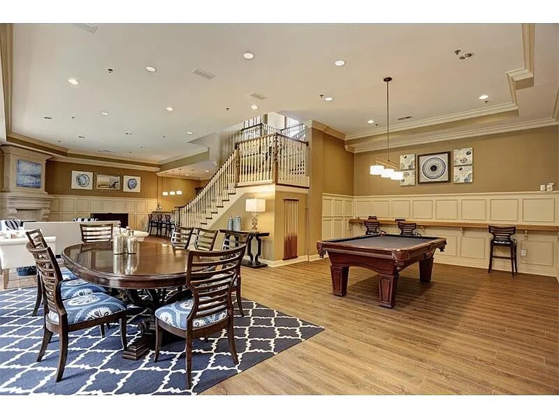 Building Photo - 5490 Glenridge Park NE