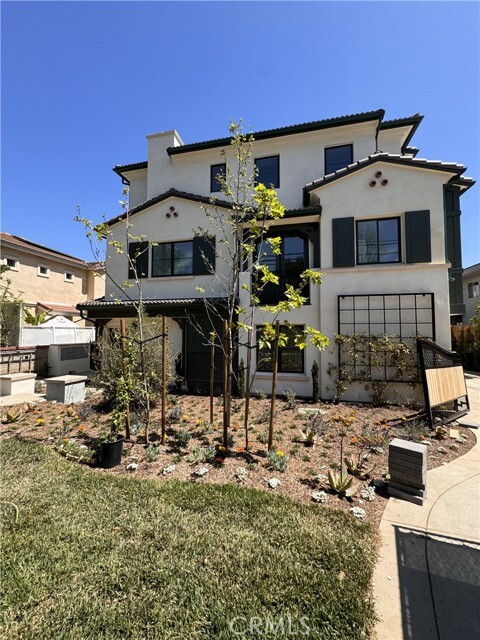 Building Photo - 1022 La Cadena Ave