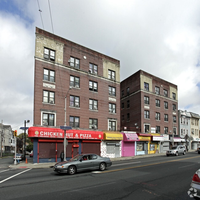 Primary Photo - 160 Ellis Ave