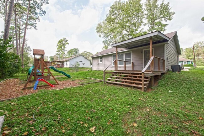 Building Photo - 10680 Royal York Dr