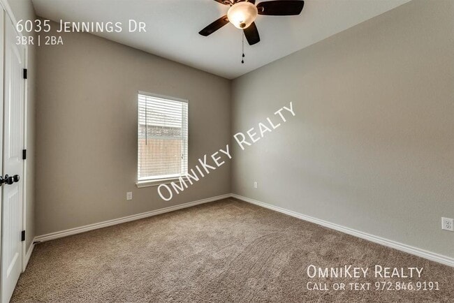 Building Photo - 6035 Jennings Dr