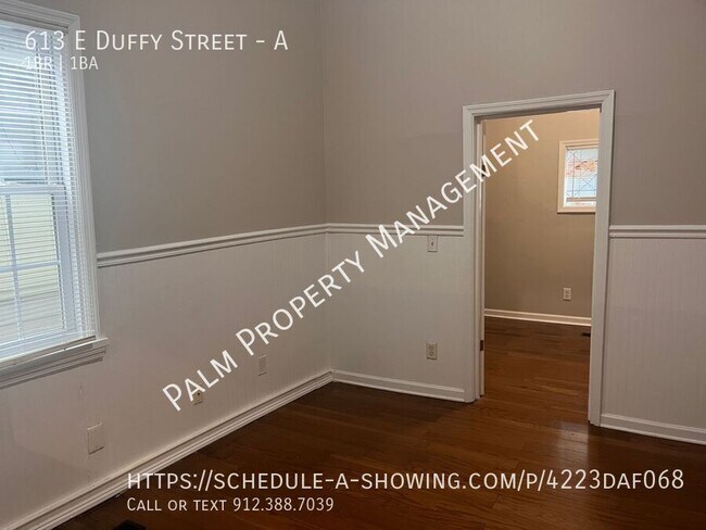 Building Photo - 613 E Duffy St